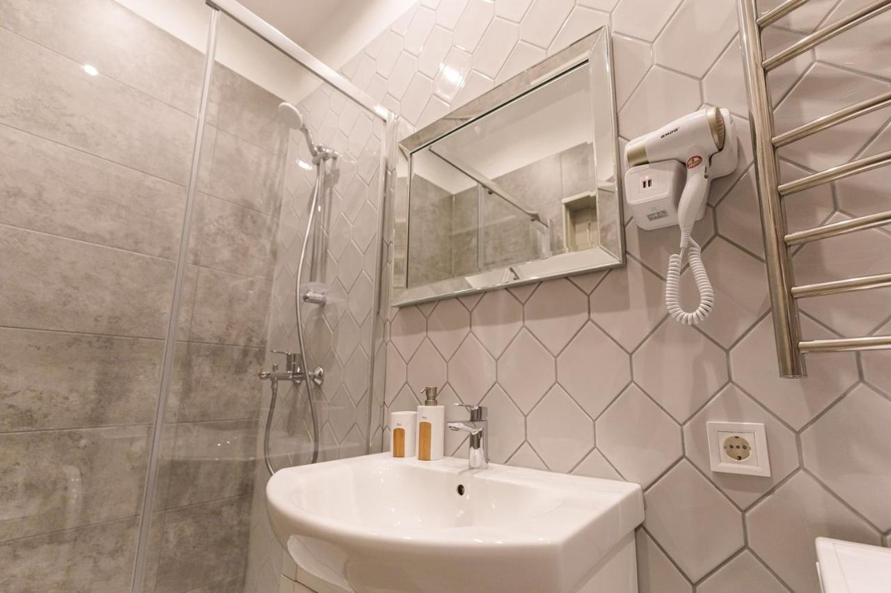 Vintage 1br In Quiet Center Of Apartamento *